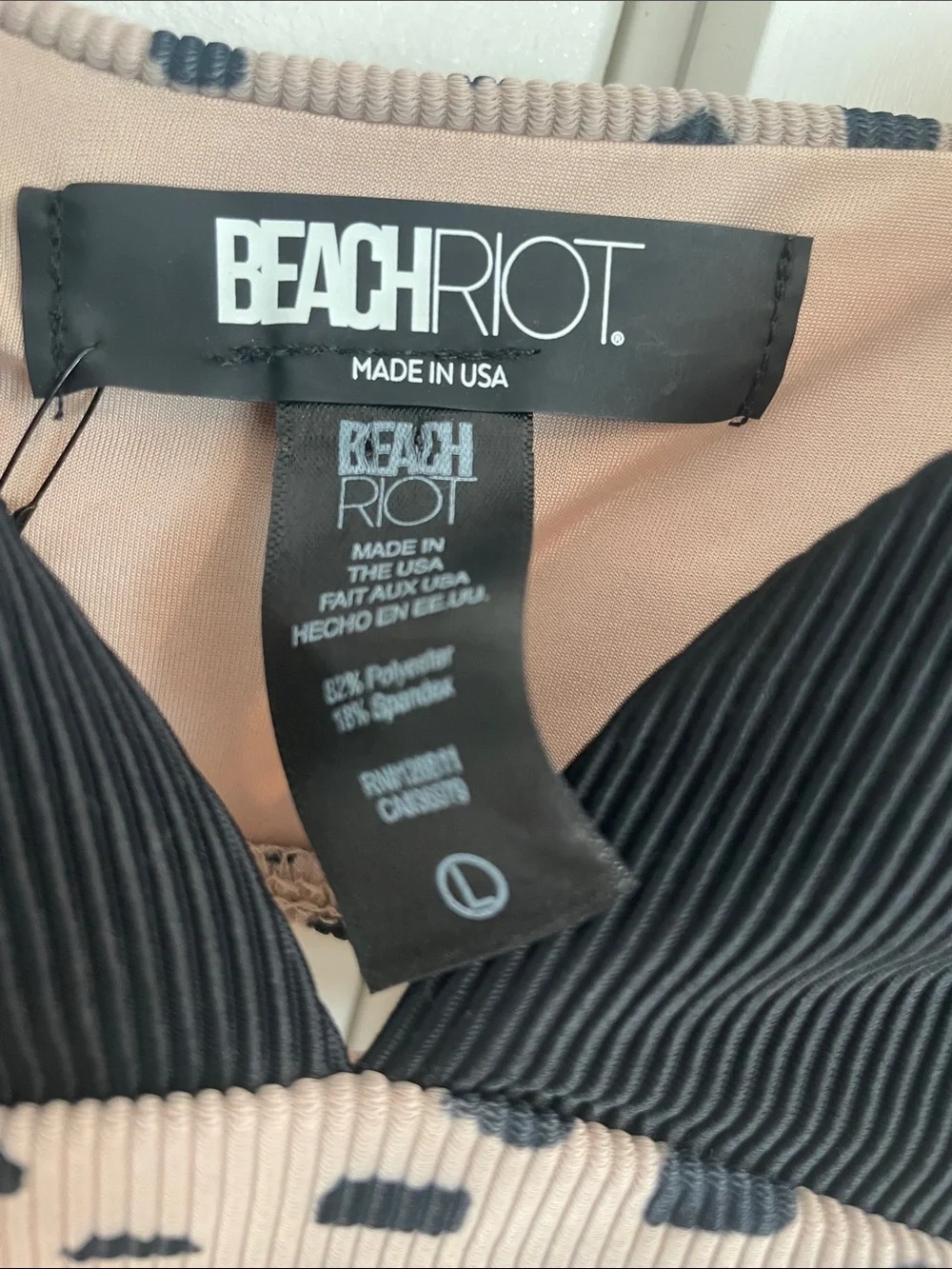 Beach Riot brand new